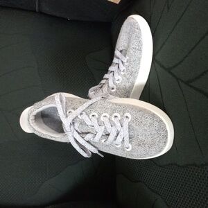 Allbirds Women's "PIPER" Light Gray Sneakers